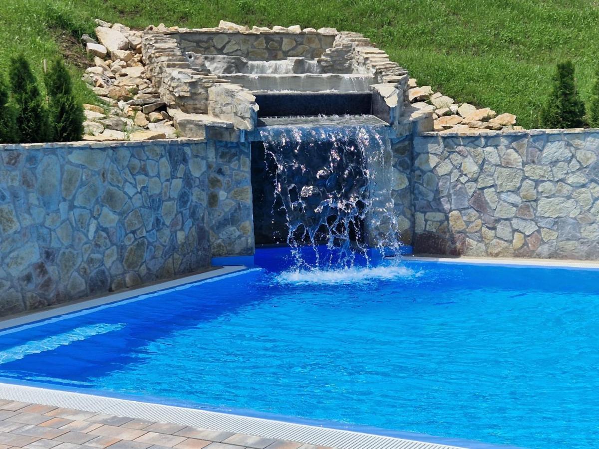 גרבובץ Plitvice Palace מראה חיצוני תמונה