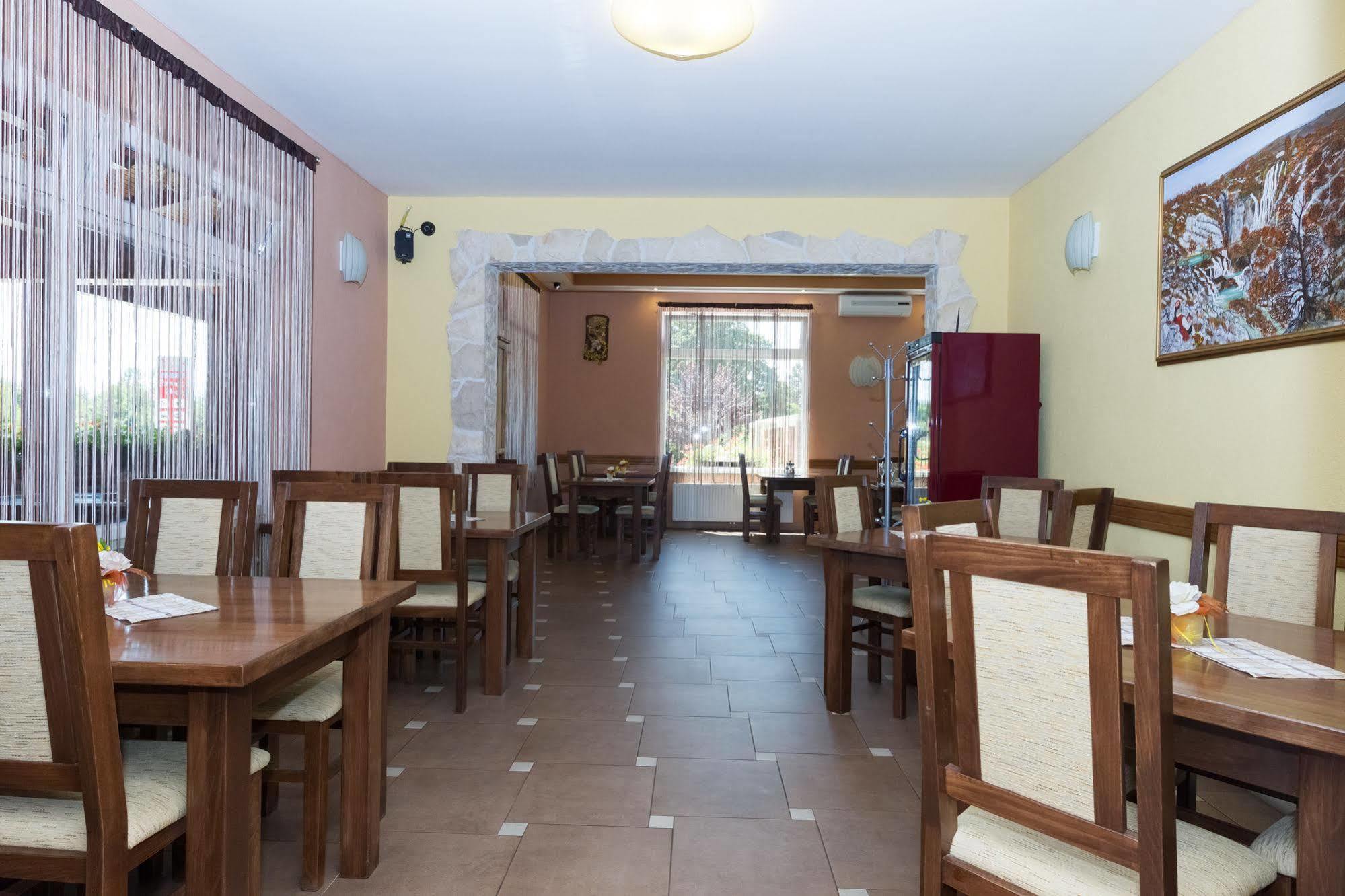 גרבובץ Plitvice Palace מראה חיצוני תמונה