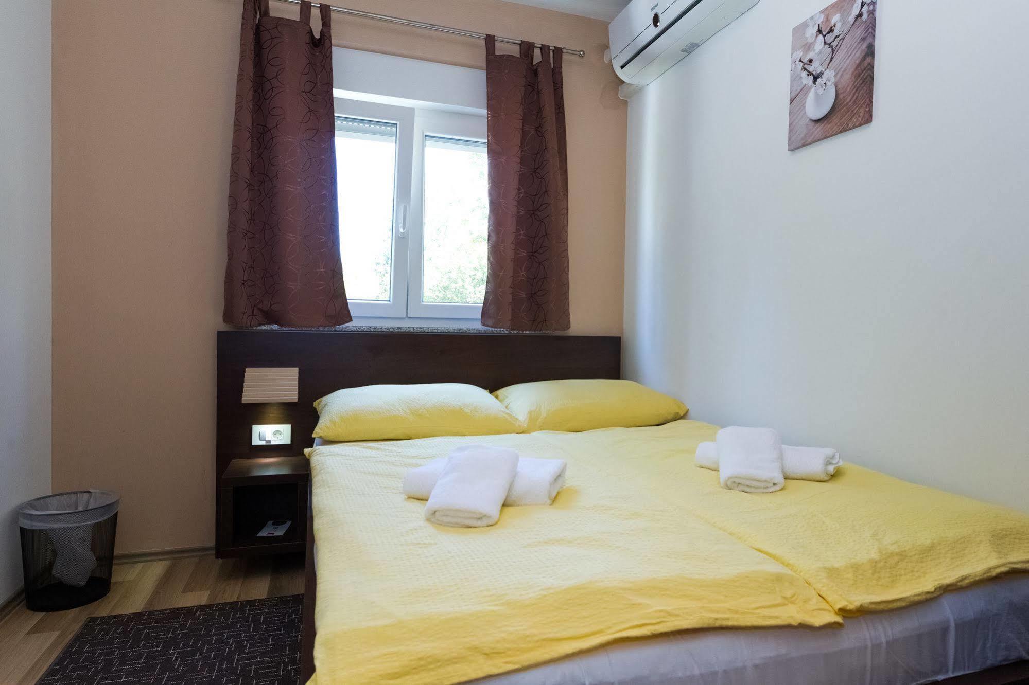 גרבובץ Plitvice Palace מראה חיצוני תמונה